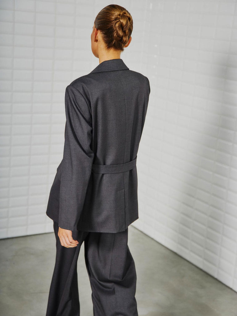 Hose Magnolia midnight grey, Ansicht hinten