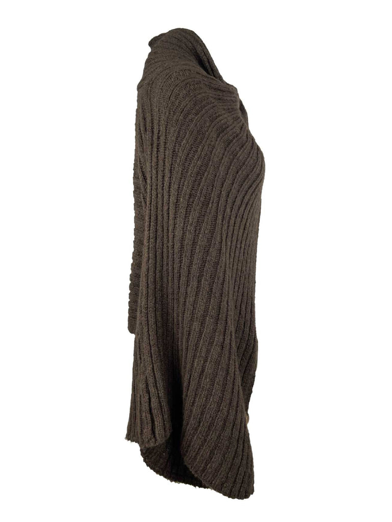 Poncho Schal schokobraun, Ansicht seitlich