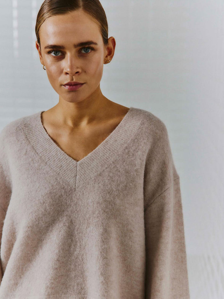 Pullover Joyce V-Neck silver lining, Ansicht Detail