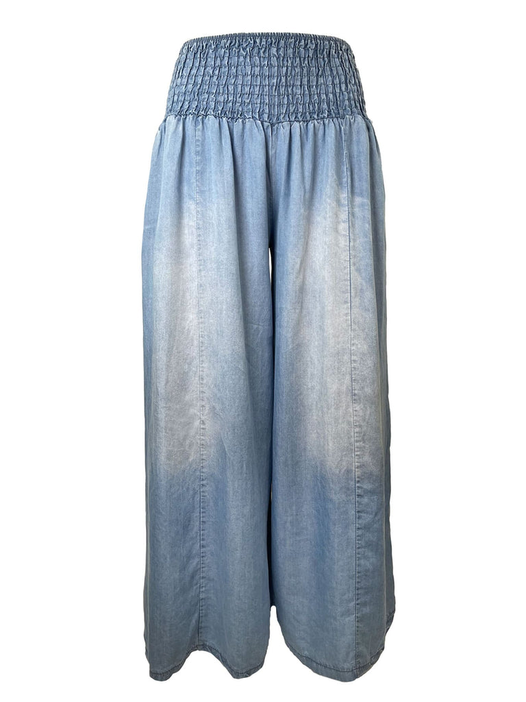 Lockere Hose in Jeans Optik
Lockere Passform
Breites elastisches Bündchen
Ansicht vorn