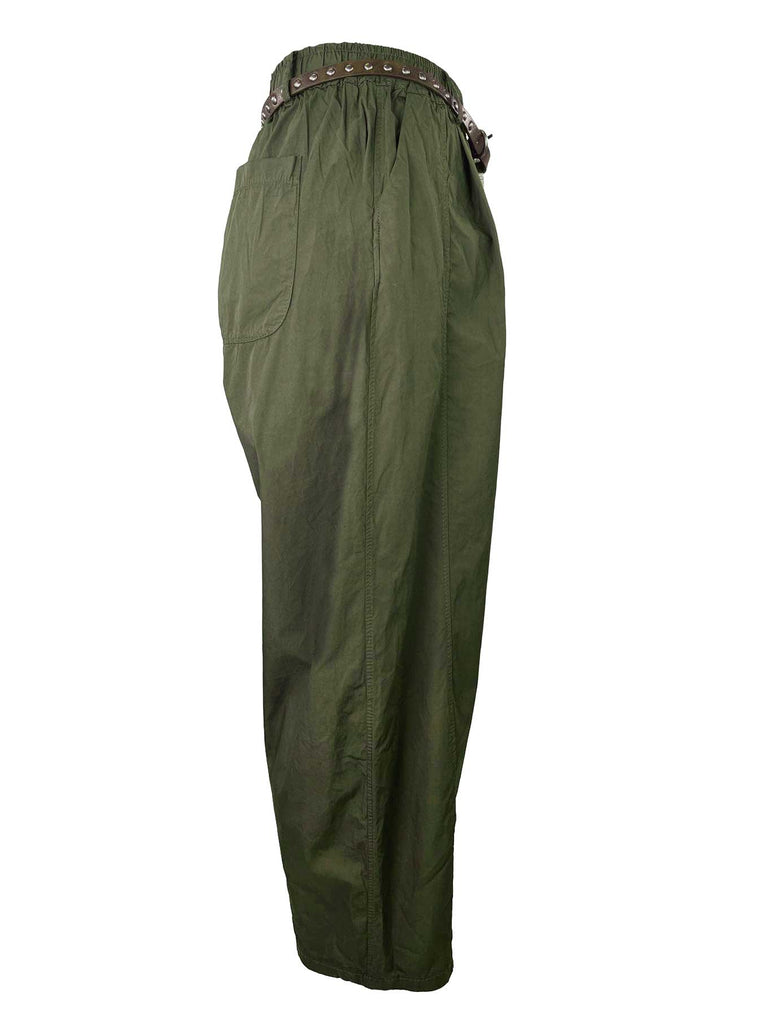 Hose mit Gürtel oliv, Ansicht hinten