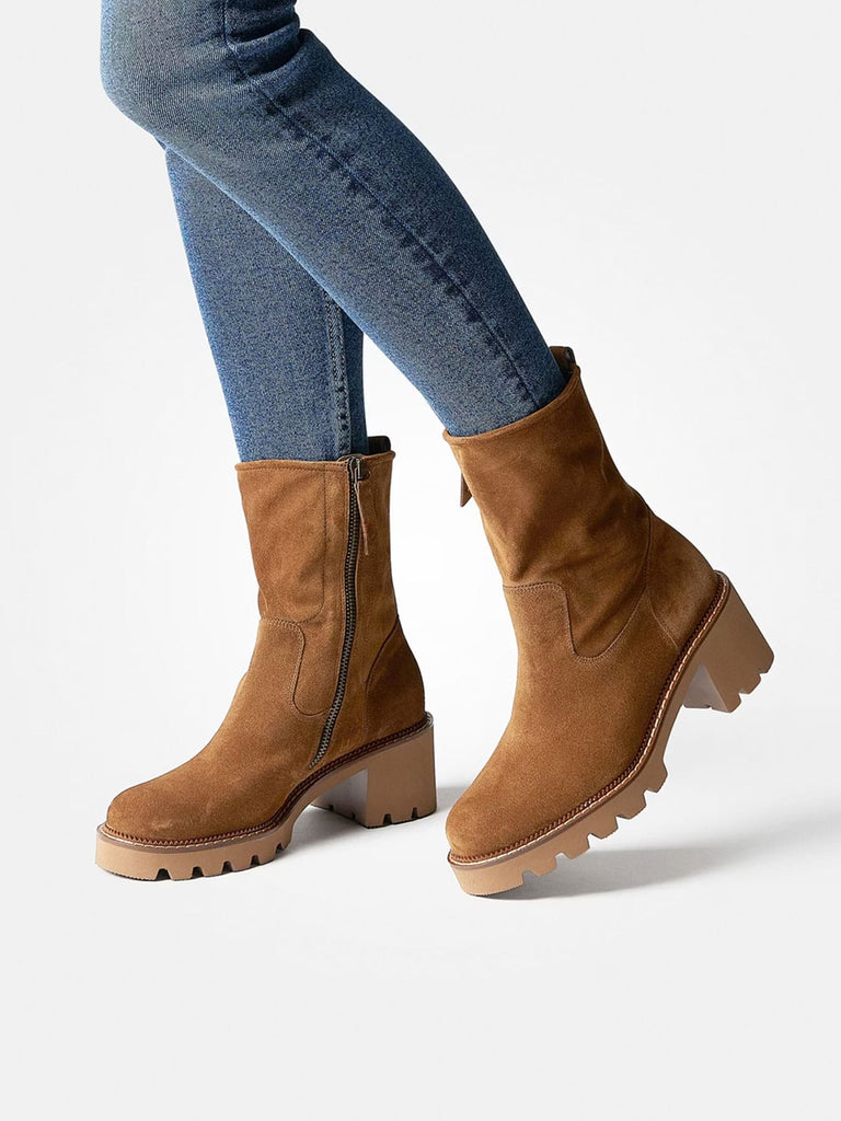 Stiefelette Soft Suede Toffee, Ansicht Trage-Bild
